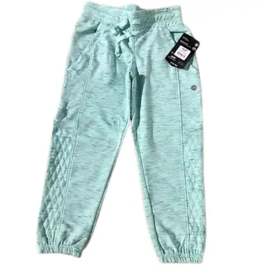 MIXED NATIONAL BRANDS ATHLETIC APPAREL
