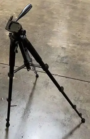 TRIPOD PHONE CAMERA HOLDER